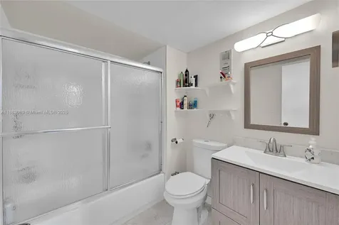 5300 NE 24th Terrace Fort Lauderdale FL 33308