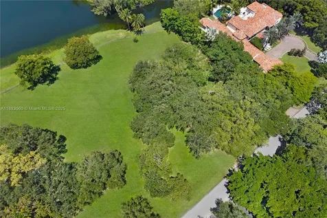 10600 Lakeside Drive Coral Gables FL 33156