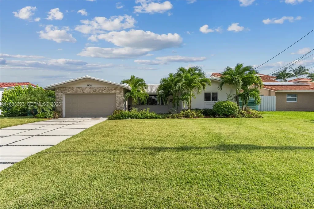 1424 NE 53rd Court Fort Lauderdale FL 33334