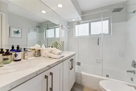 1424 NE 53rd Court Fort Lauderdale FL 33334