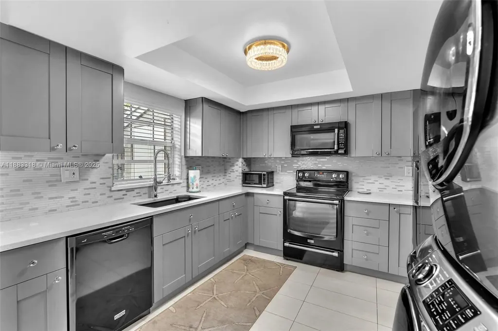 12221 SW 52nd Street Cooper City FL 33330
