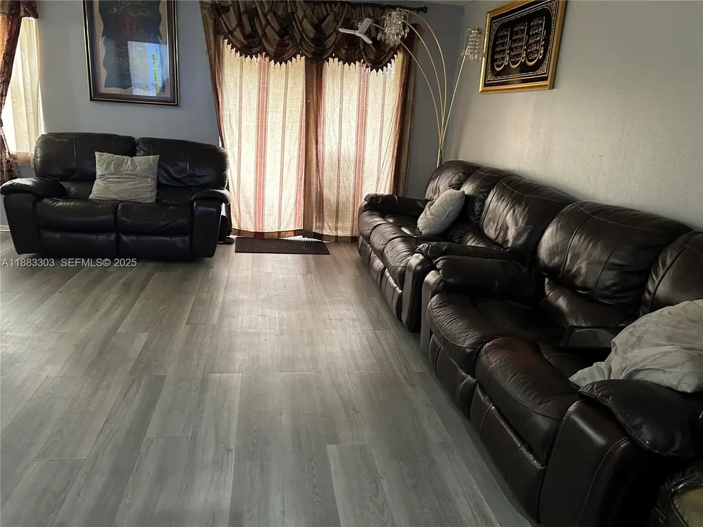 18111 NW 68th Avenue Hialeah FL 33015