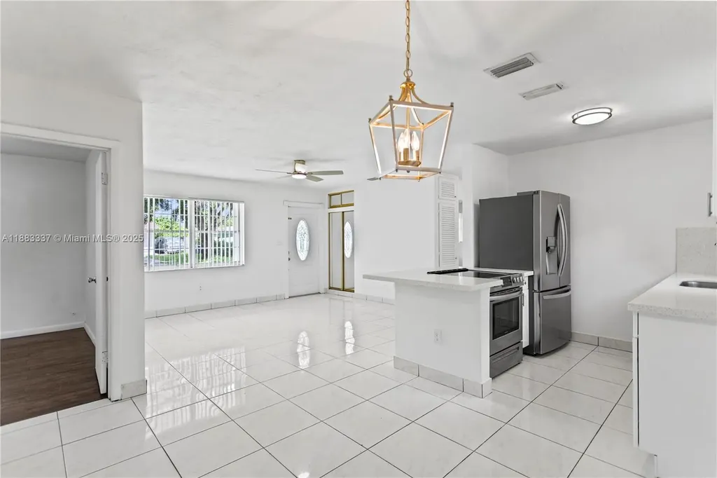 7030 Tyler Street Hollywood FL 33024