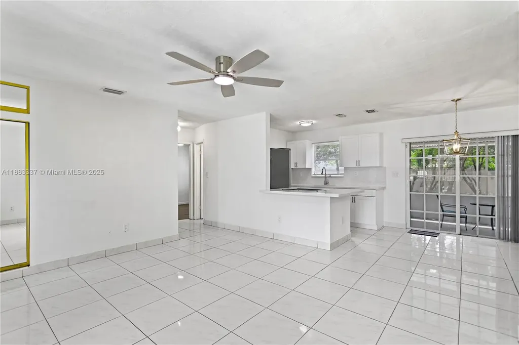 7030 Tyler Street Hollywood FL 33024