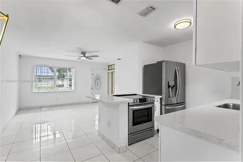 7030 Tyler Street Hollywood FL 33024
