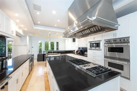260 Cape Florida Drive Key Biscayne FL 33149