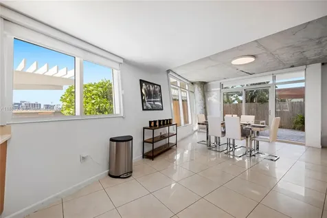 3250 NE 1st Avenue Miami FL 33137