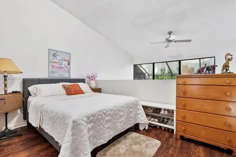 4347 SW 70th Terrace Davie FL 33314