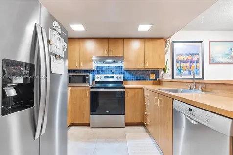 4347 SW 70th Terrace Davie FL 33314