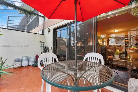4347 SW 70th Terrace Davie FL 33314