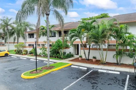 4347 SW 70th Terrace Davie FL 33314