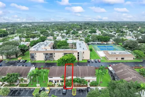 4347 SW 70th Terrace Davie FL 33314