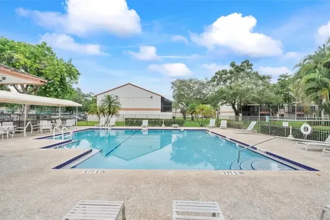 4347 SW 70th Terrace Davie FL 33314