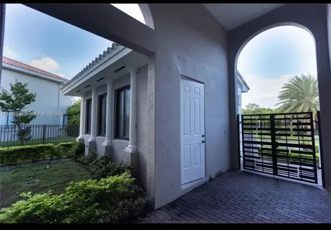 7408 SW 189th Street Cutler Bay FL 33157