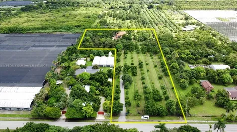 23451 SW 162nd Avenue Homestead FL 33031