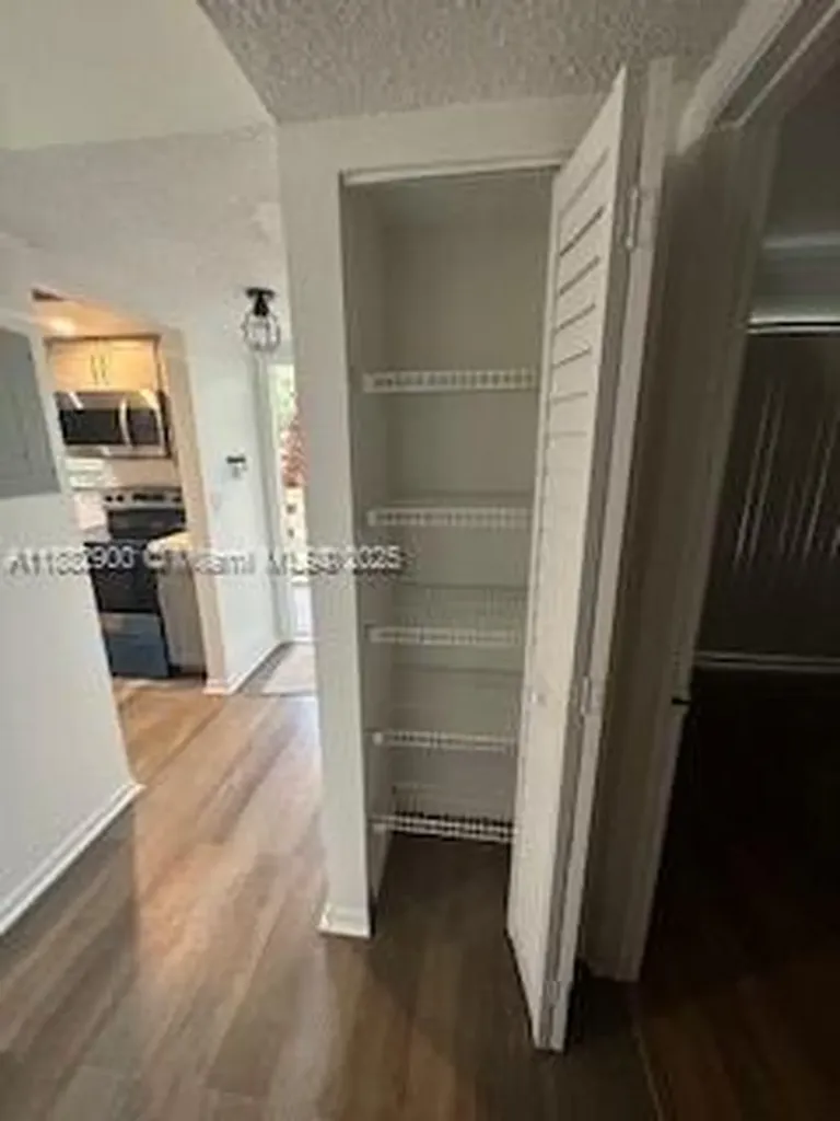3236 NW 102nd Terrace Coral Springs FL 33065