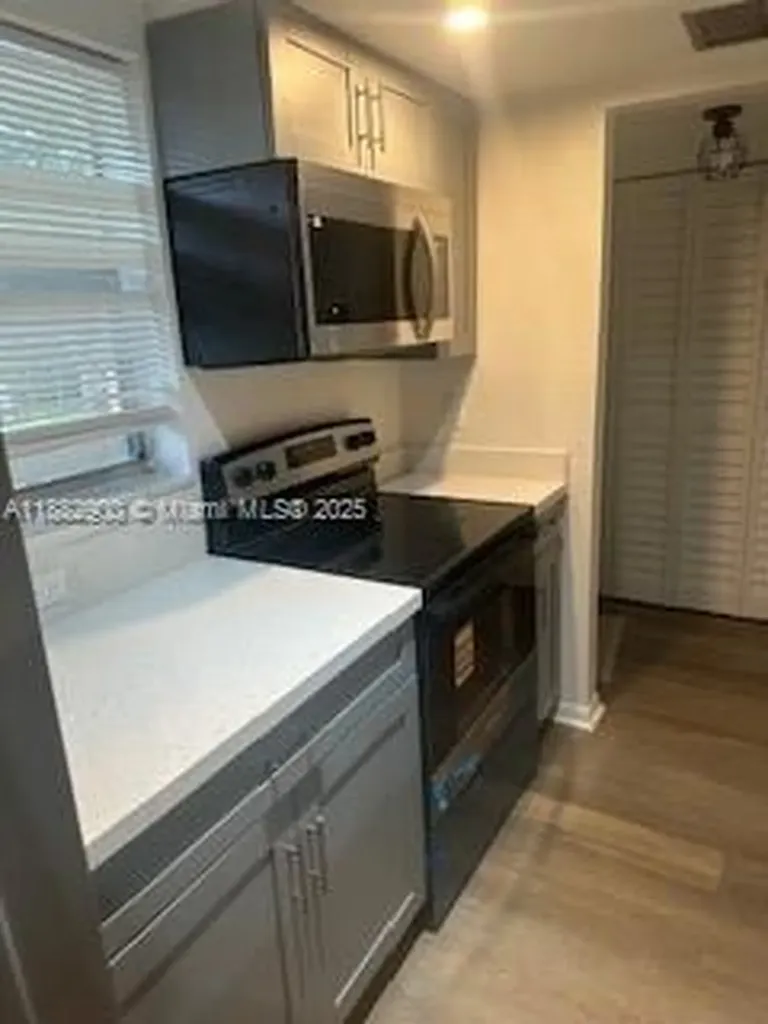 3236 NW 102nd Terrace Coral Springs FL 33065