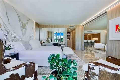 1455 Ocean Drive Miami Beach FL 33139