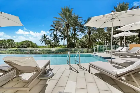 1455 Ocean Drive Miami Beach FL 33139