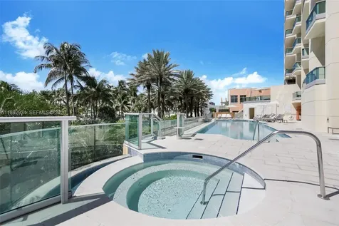 1455 Ocean Drive Miami Beach FL 33139