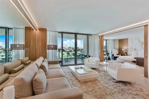 1455 Ocean Drive Miami Beach FL 33139