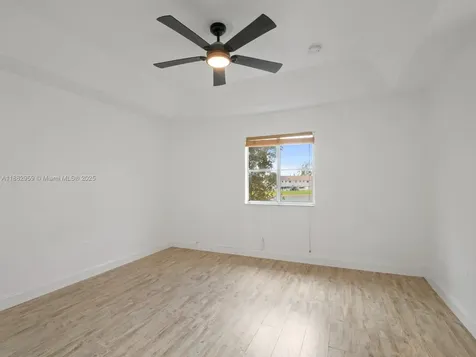 2954 SE 15th Terrace Homestead FL 33035