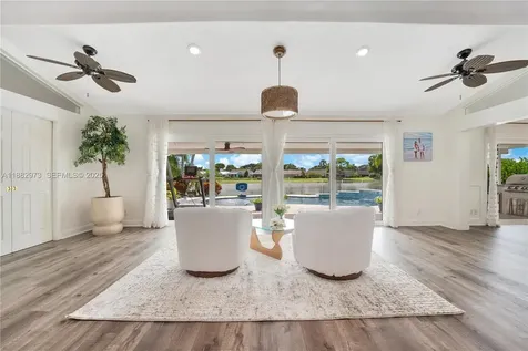 7104 SE Bunker Hill Drive Hobe Sound FL 33455