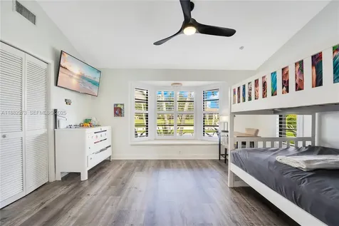 7104 SE Bunker Hill Drive Hobe Sound FL 33455