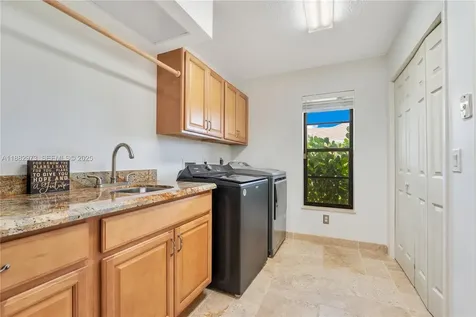 7104 SE Bunker Hill Drive Hobe Sound FL 33455