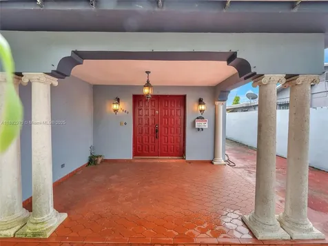 3680 NW 16th Street Miami FL 33125