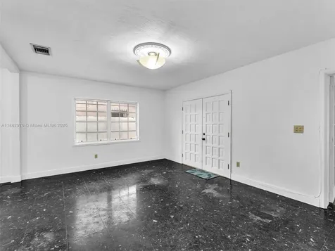 3680 NW 16th Street Miami FL 33125