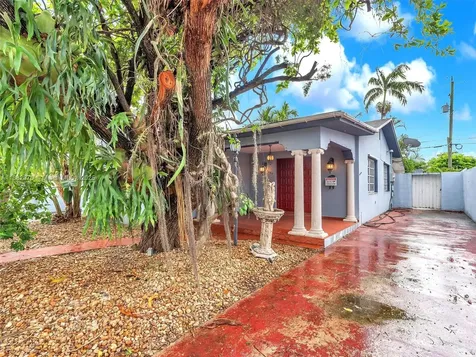 3680 NW 16th Street Miami FL 33125