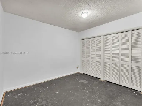 3680 NW 16th Street Miami FL 33125