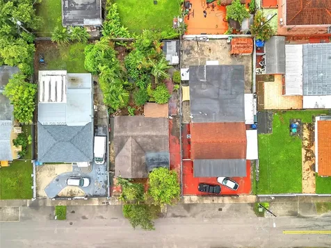 3680 NW 16th Street Miami FL 33125