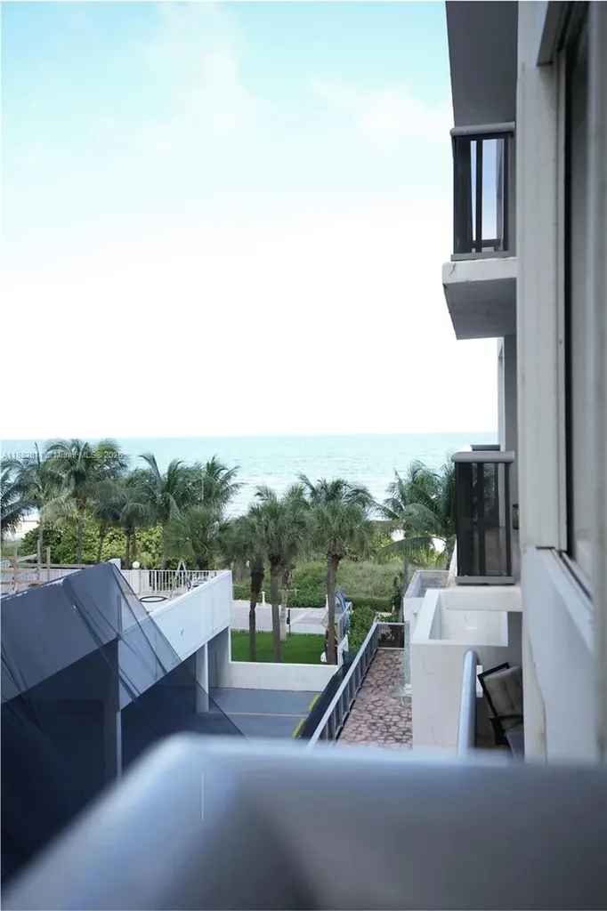 6039 Collins Avenue Miami Beach FL 33140