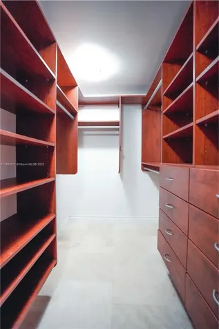 6039 Collins Avenue Miami Beach FL 33140