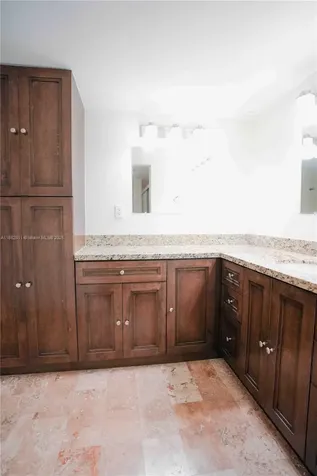 6039 Collins Avenue Miami Beach FL 33140