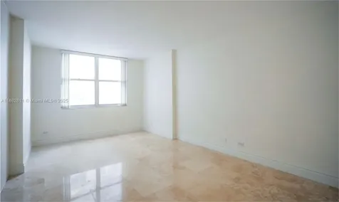 6039 Collins Avenue Miami Beach FL 33140