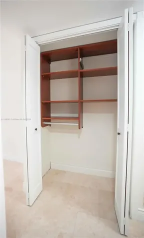 6039 Collins Avenue Miami Beach FL 33140
