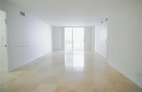 6039 Collins Avenue Miami Beach FL 33140