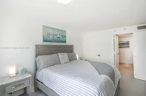 2670 E Sunrise Boulevard Fort Lauderdale FL 33304