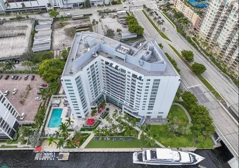 2670 E Sunrise Boulevard Fort Lauderdale FL 33304