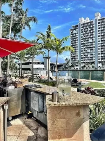 2670 E Sunrise Boulevard Fort Lauderdale FL 33304