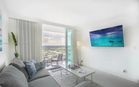 2670 E Sunrise Boulevard Fort Lauderdale FL 33304