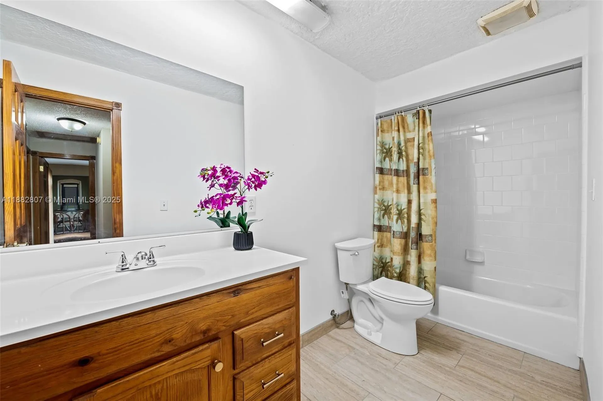 4242 NW 114th Terrace Coral Springs FL 33065