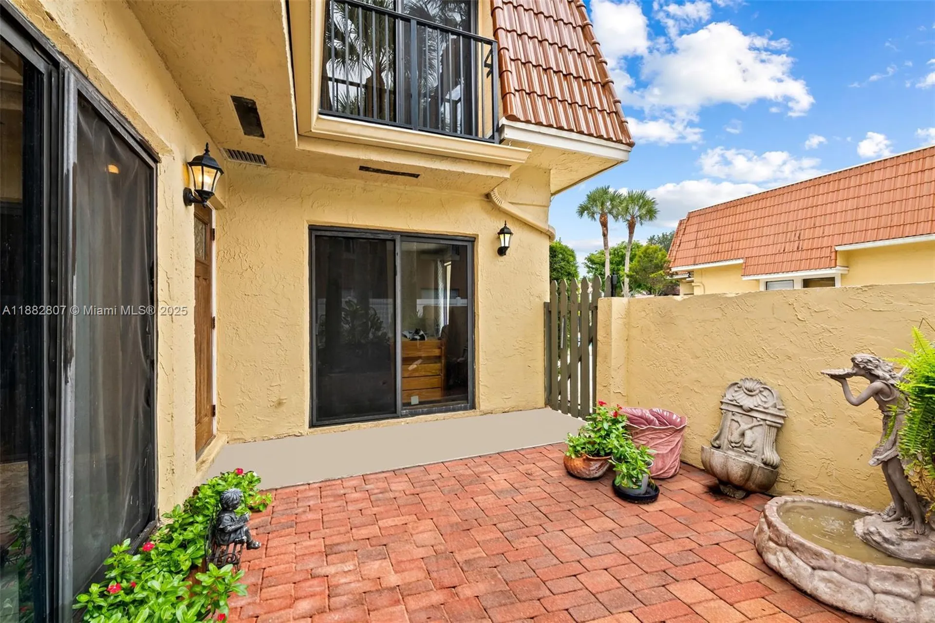 4242 NW 114th Terrace Coral Springs FL 33065