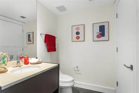 18201 Collins Avenue Sunny Isles Beach FL 33160