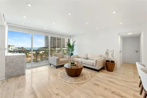 5900 Collins Avenue Miami Beach FL 33140