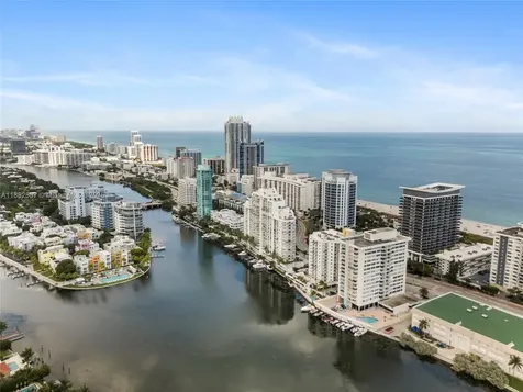 5900 Collins Avenue Miami Beach FL 33140