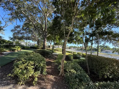 1316 Majesty Terrace Weston FL 33327